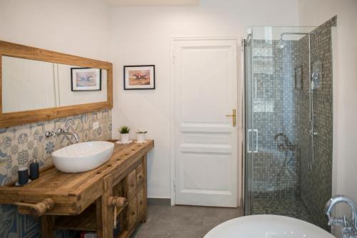 A bathroom at St Paul House Boutique & Apartment