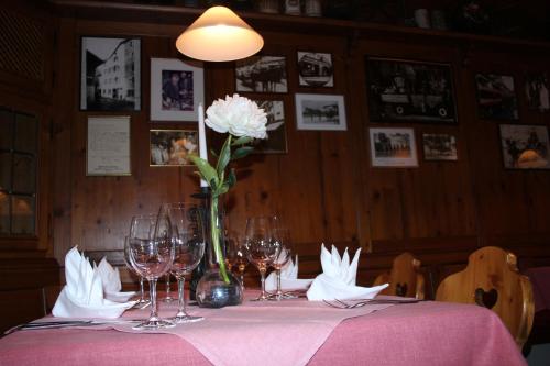 Ποτά στο WASSERSTELZ Historisches Genusshotel & Restaurant am Rhein