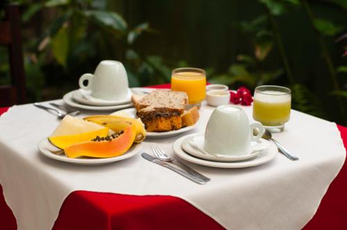 Mad på kroen eller i nærheden