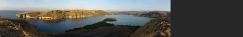 a view of a large lake between two mountains at 4 Pohon - Les 4 Arbres in Pandang