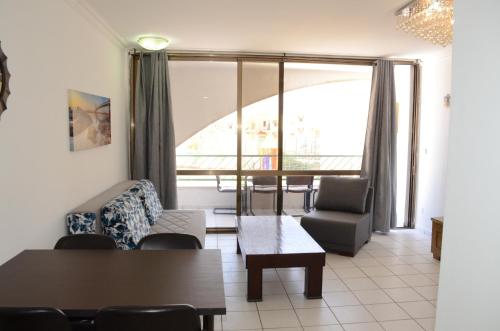 Posezení v ubytování Leisurely Apartment Eilat