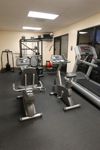 a gym with several treadmills and cardio machines at Gateway Studio Suites in Sierra Vista
