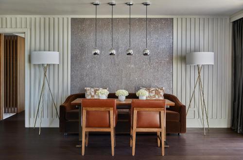 Four Seasons Hotel Austin Image