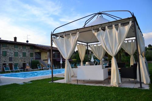The swimming pool at or close to Agriturismo Le Campagnole