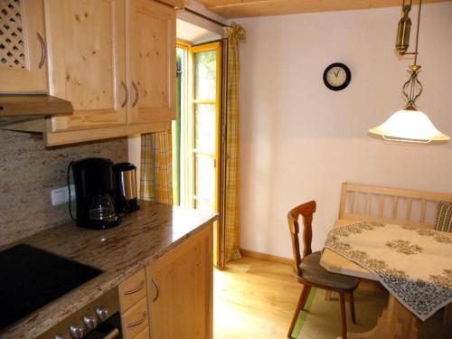 Kuchyň nebo kuchyňský kout v ubytování Landgasthof Fischbach