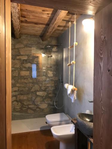 Kúpeľňa v ubytovaní Rifugio Pranolz