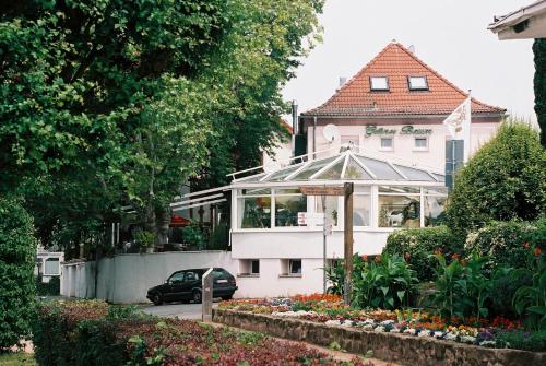 Afbeelding uit fotogalerij van Zum grünen Baum in Kelsterbach