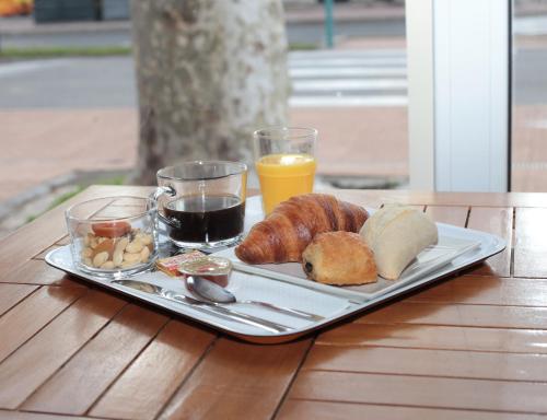 Pilihan sarapan tersedia untuk tetamu di Hotel Pavillon Imperial