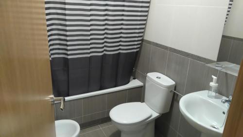 A bathroom at Apartamento frente de la playa