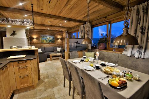 Gallery image of Chalets Petry Spa & Relax in Bettel