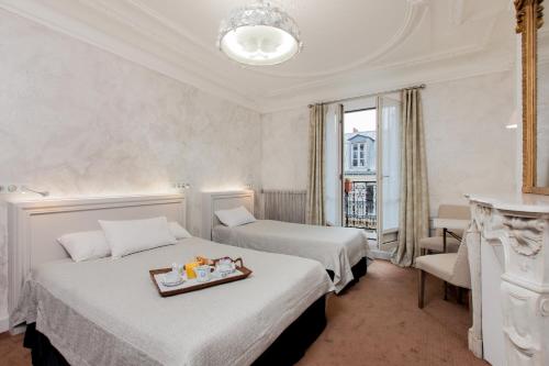 Gallery image of Hotel Bonaparte in Paris