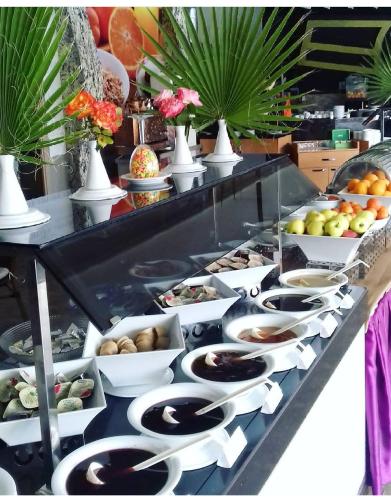 Jídlo v hotelu nebo okolí