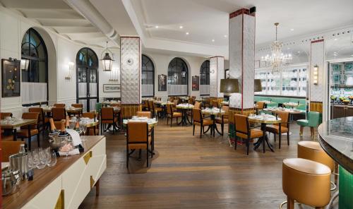 Restaurant ou autre lieu de restauration dans l'établissement H10 Madison 4* Sup