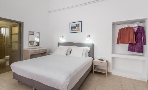 Milos Apartments