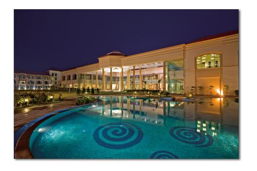 Swimming pool sa o malapit sa The Cabbana Resort & Spa