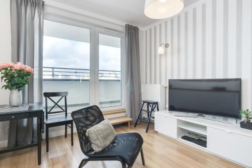 Μια τηλεόραση ή/και κέντρο ψυχαγωγίας στο Elite Apartments Marine Suite