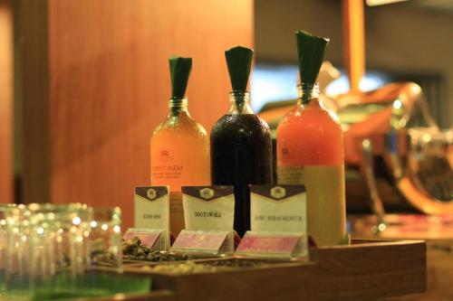 Crystal Lotus Hotel Yogyakartaで提供されているドリンク