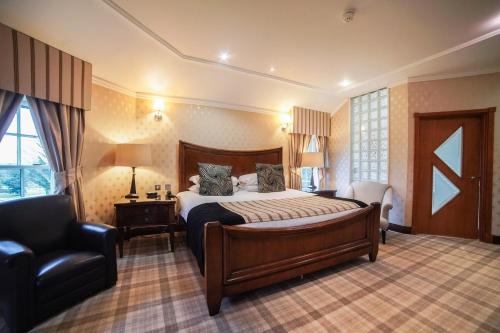 Postel nebo postele na pokoji v ubytování Hardwick Hall Hotel