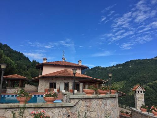 Nespecifikovaný výhled na hory nebo výhled na hory při pohledu z bed and breakfast