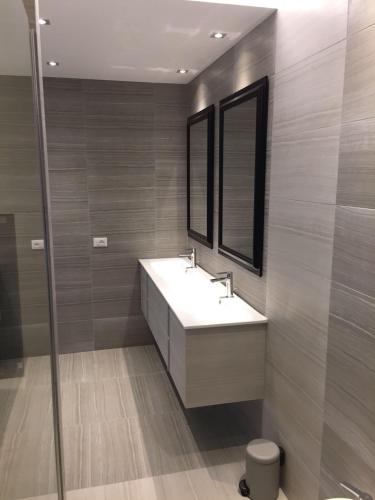 Gallery image of Double A Guest House in Mestre