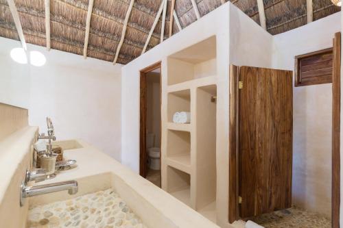 Koupelna v ubytování Hotel CasaBakal - A pie de Laguna - Bacalar