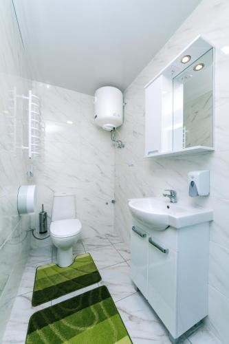 FlatRent SmartHouseにあるバスルーム