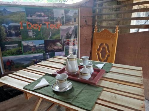 A restaurant or other place to eat at Homeaway Homestay Hatton
