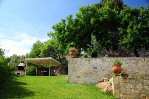 Gallery image of Allea Hotel and Apartments in Toroni