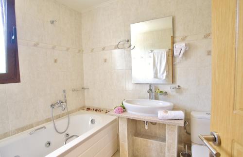 A bathroom at Il Viaggio Verde