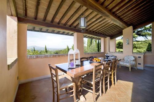 Gallery image of Villa Le Rondini by Salogi Villas in Montopoli in Val dʼArno