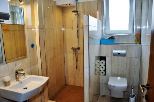 Kúpeľňa v ubytovaní Marta Sea Residence
