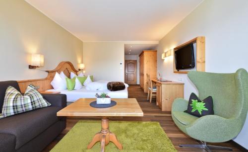 Μια τηλεόραση ή/και κέντρο ψυχαγωγίας στο Hotel Lärchenhof