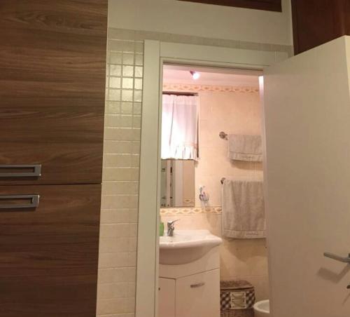 Et badeværelse på San Sebastiano Apartment