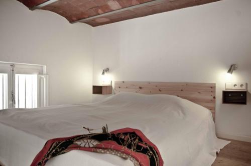Barceloneta Suites Apartments Market