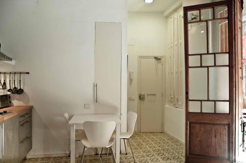 Barceloneta Suites Apartments Market