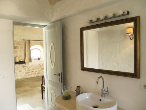 Kúpeľňa v ubytovaní Masseria Camarda