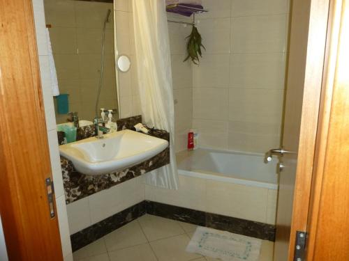 Gallery image of Apartment Machico near the beach in Machico