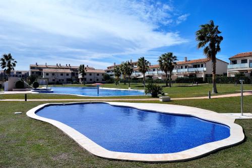 Bazén v ubytovaní Chalet adosado de lujo para 6 personas en Golf Panorámica - Internet Fibra gratis alebo v jeho blízkosti