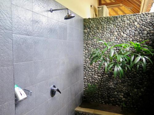 Kylpyhuone majoituspaikassa Villa Ida Villas