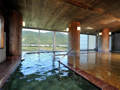 Gallery image of Riverside Uedakan in Chikuma