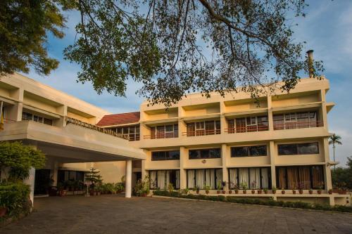 マディケーリにあるHotel Coorg Internationalの建物の外観