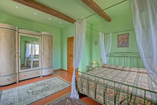 Postel nebo postele na pokoji v ubytování Villa Sabrina by PosarelliVillas