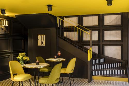 Ruang duduk di Hôtel Opéra Liège