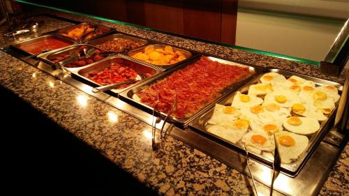 Mad på lejlighedshotellet eller i nærheden