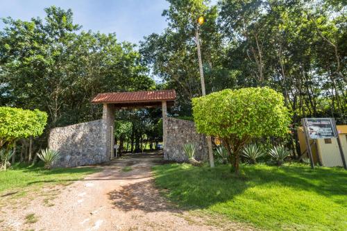 Taman di luar Recanto 3ELLL
