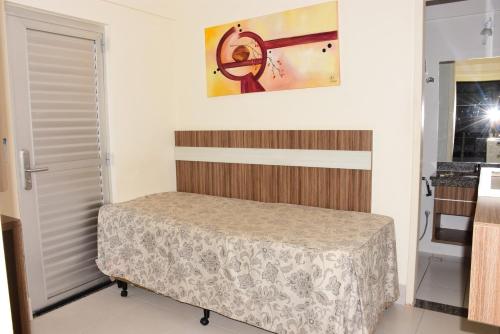 1 dormitorio con 1 cama en una habitación en Reserve Caldas Lacqua I, en Caldas Novas