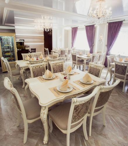 Restoran atau tempat lain untuk makan di Port Royal