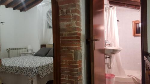 Koupelna v ubytování Il Borgo dei Pini