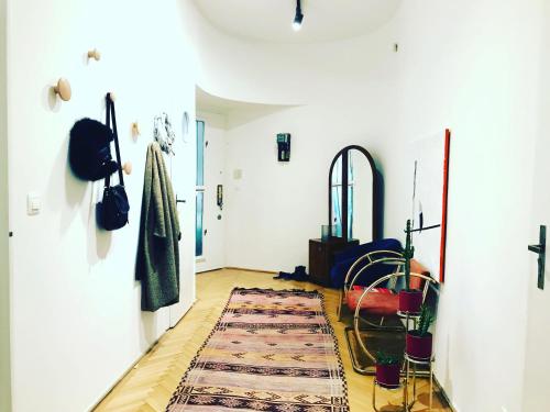 Spacious Bauhaus icon flat with fitness room in Central Buda 1024 Budapest, Margit körút 15-17. kép - 3