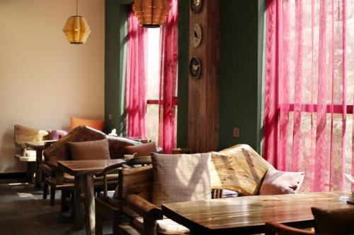 Un lugar para sentarse en Zhangjiajie One city one inn